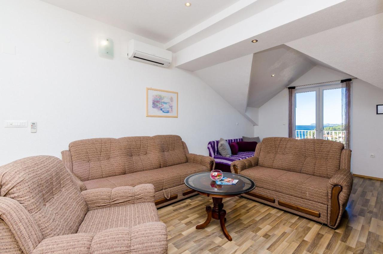 Apartments Zrno 察夫塔特 外观 照片